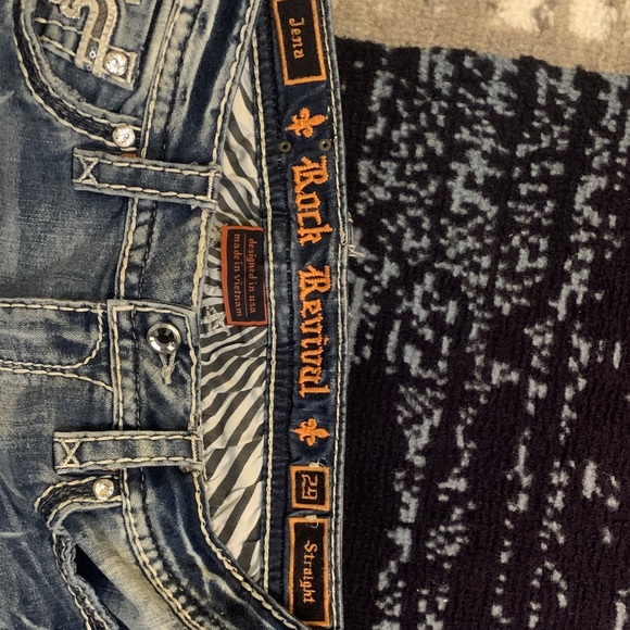 Rock Revival Jeans - Picture 2 of 4
